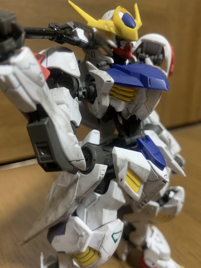 パステル（ブラック）でシャドウ掛け
角度がイマイチでした(-.-;)y-~~~