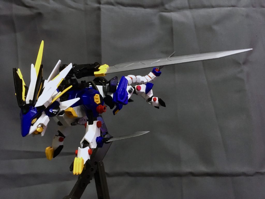 フェイズシフト装甲をも一刀両断！