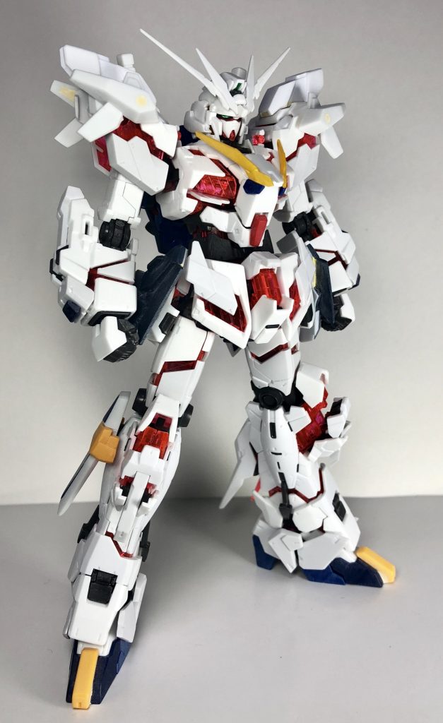 RGユニコーンガンダム本体は細部形状の調整意外はキットの形状のまま。強化ユニットであるアームド・アーマーVXの追加工作がメインです。