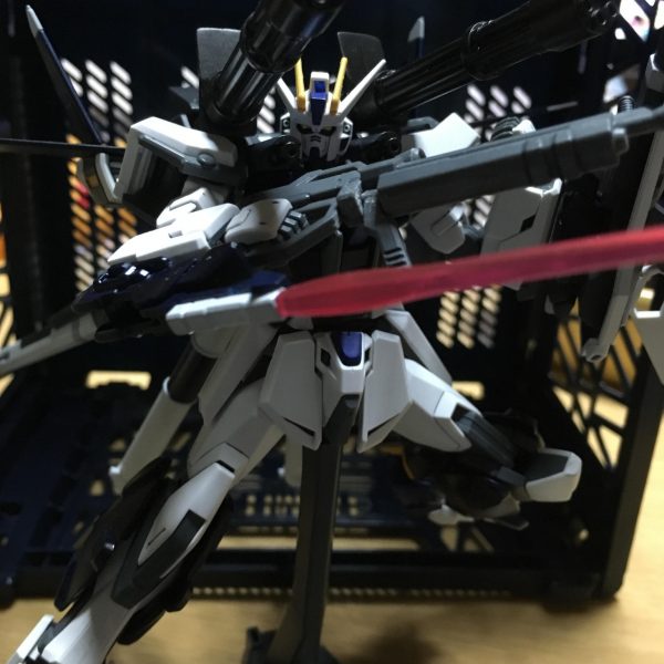 レイヴンストライカー