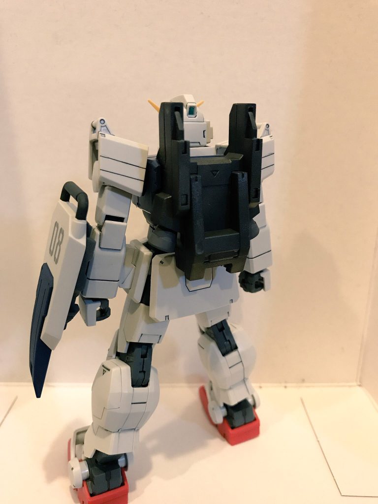 陸戦型ガンダム–3枚目/制作者：抹