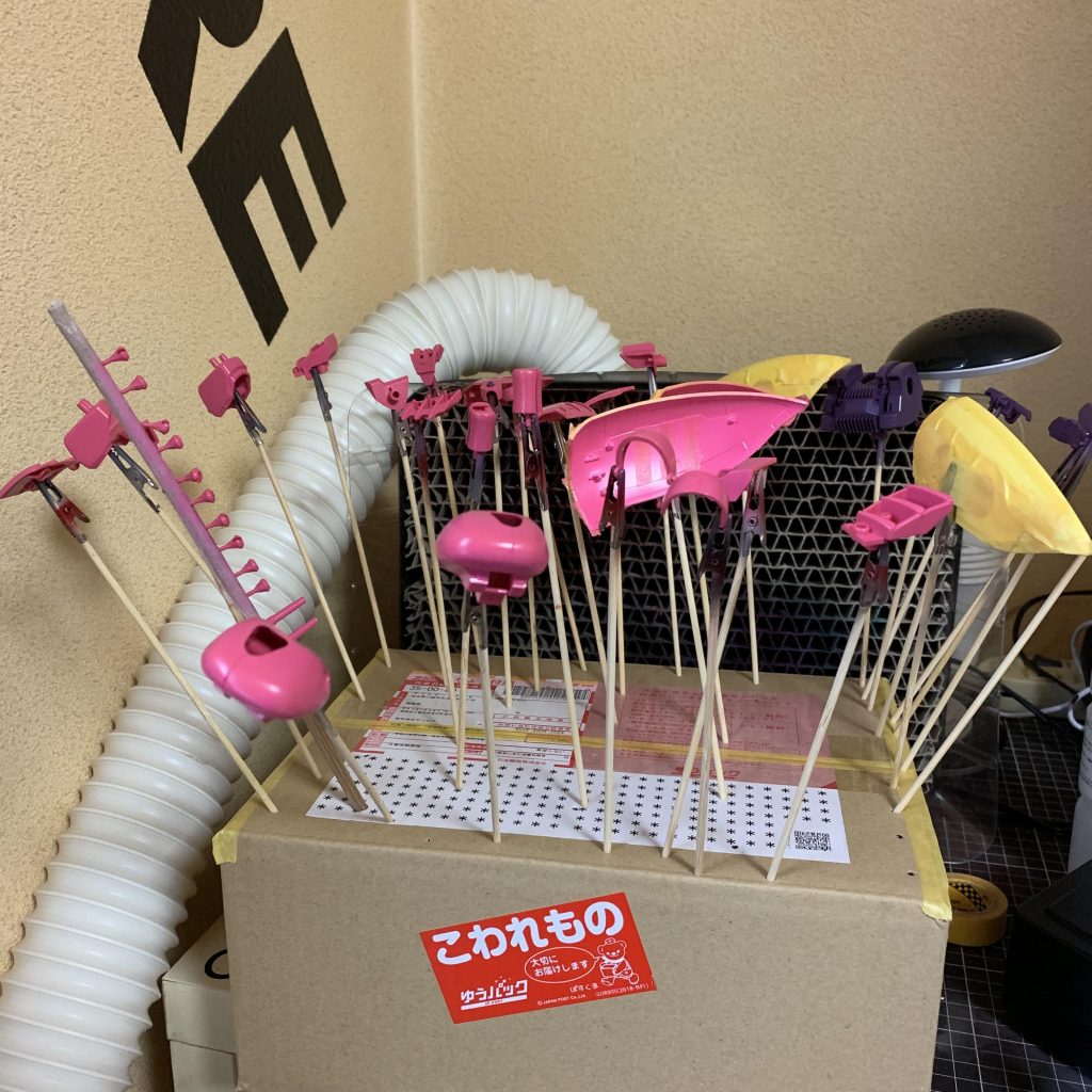 今回はサフなしで塗装してみました。