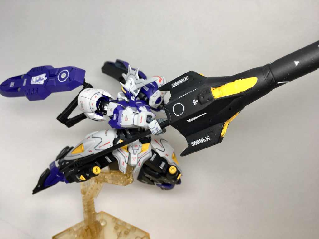 ドリルランスで突撃。ダインスレイブ機構の撮影は今回省略。