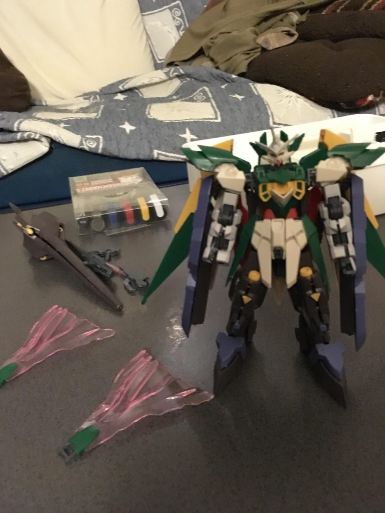 ここらあたりから、キマリスとフェニーチェがお互いに良く引き立って合っていると感じ、そのままの勢いで塗装へ