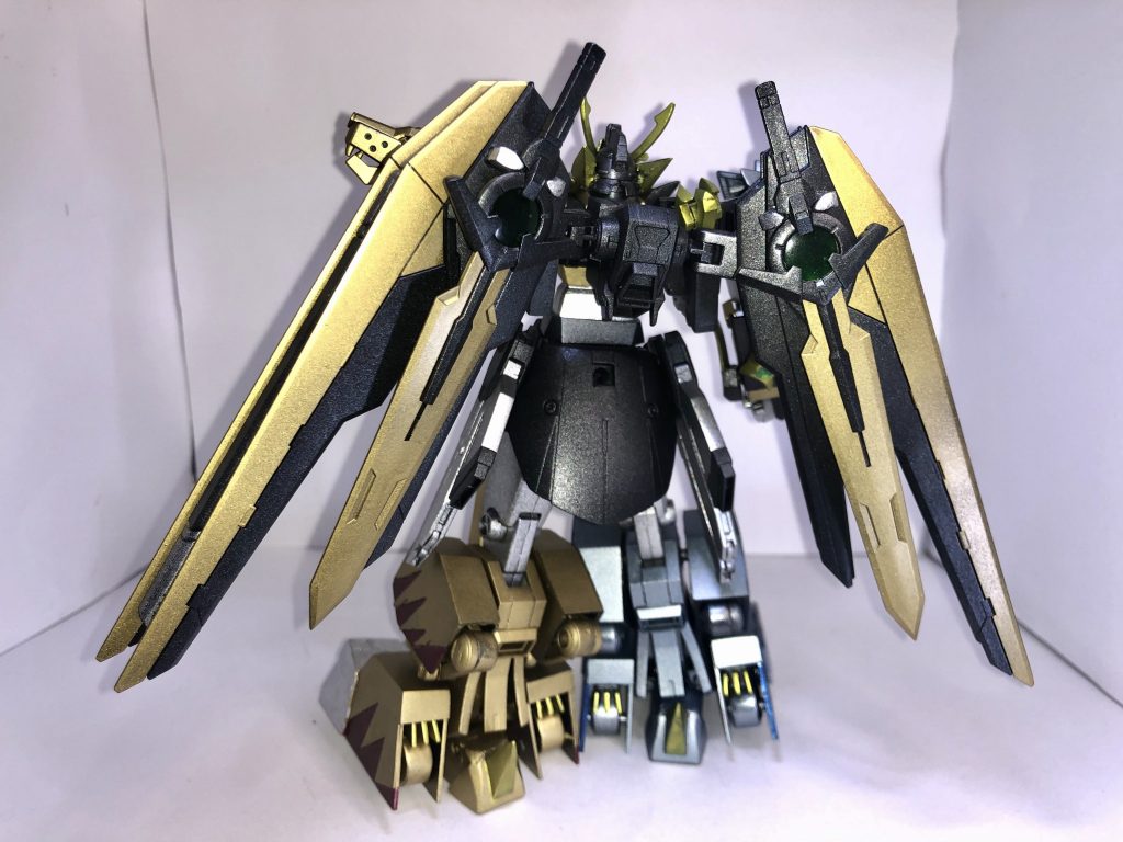 今回はよくあるジェット機や車両ではなく、獣型メカでの変形合体を目指しました。
オリジナルとは言いましたが既存勇者を参考にしました。シャドーとジェネシックを足して2で割ってジャンクパーツを一つまみ加えたら出来上がり。