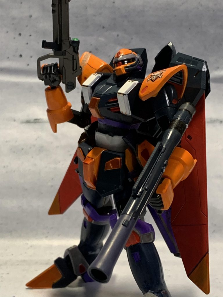 フランス語で「黄昏」を意味するクレプスキュルをコードネームとし、ミゲルのラッキーカラーだったオレンジとパーソナルマークを刻み戦場に降り立つ！