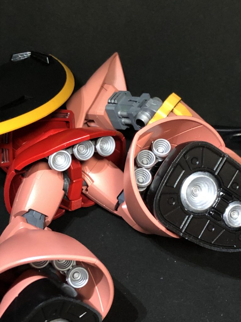 銀色がいい感じにワンポイント