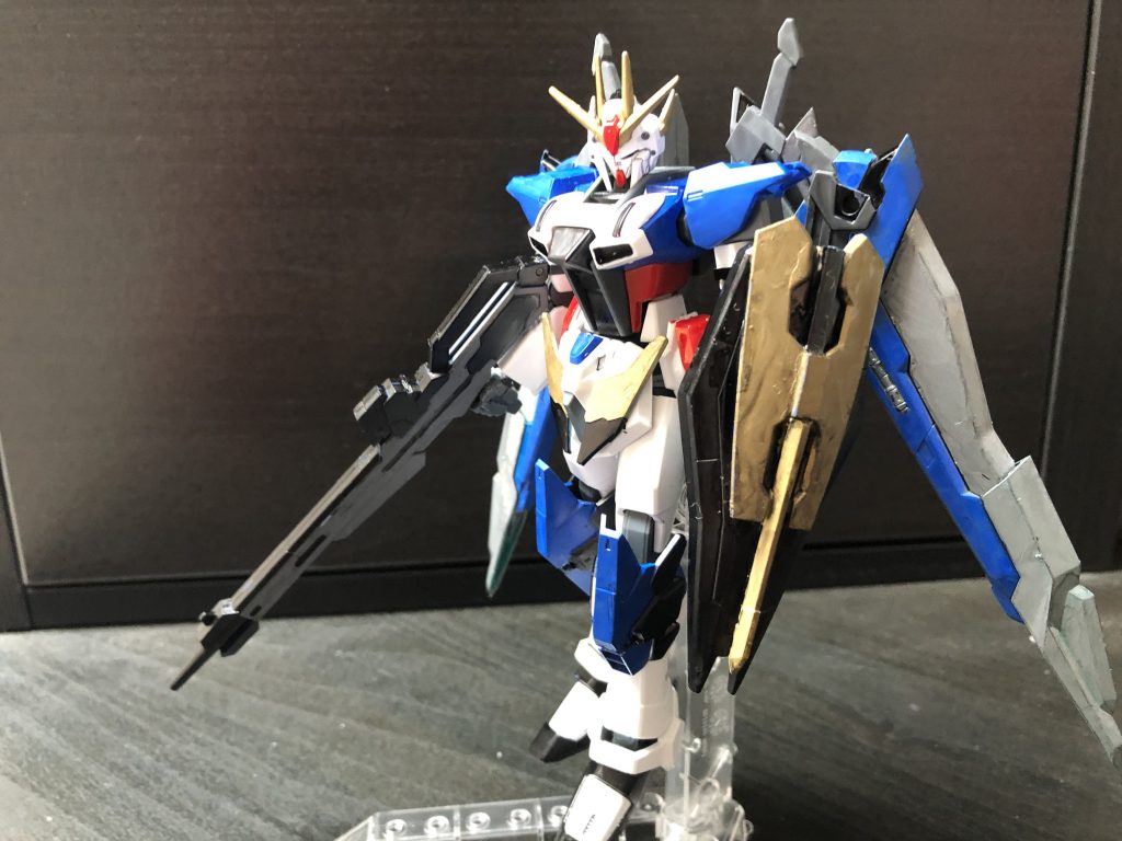 そして、二つが合体し、ネオソードストライクとなります。