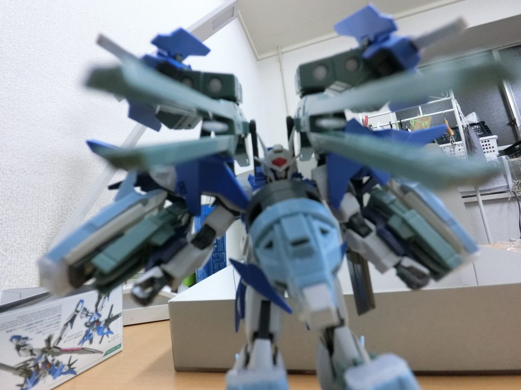 アップ。胸に取り付けたトレミーカノンは斗嵐醒夢発動の時に「天馬爆裂砲」を打ち出すためのキーパーツに。エネルギー消費が大きすぎるため、1戦闘に付き一回しか使えない設定。