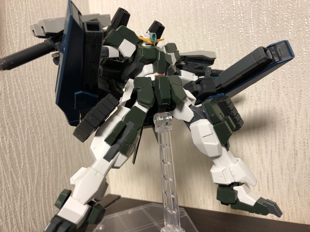 GNビームバズーカ。ワンダラーの最大火力武装です。感覚的にはセラヴィー系の武装なんで威力はかなり高いです。