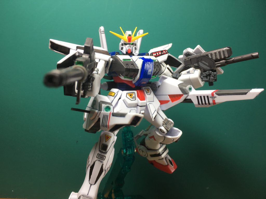 改で装備する強化型ヴェスバーにもサイトレンズを使用。