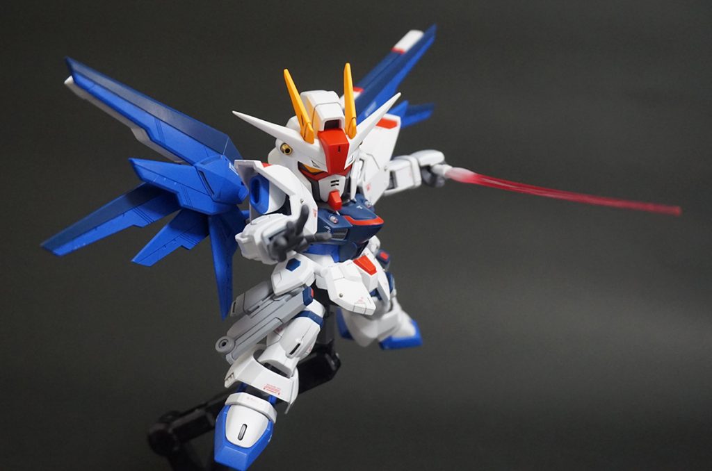 平手も追加して表情を付けています。