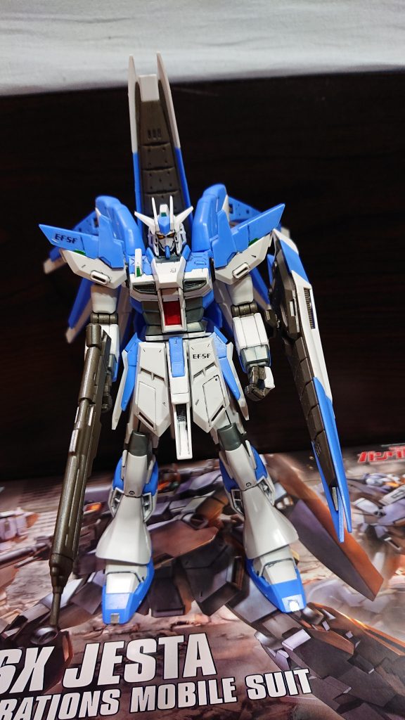 フロントビュー。装甲が一部改造されているという設定です。