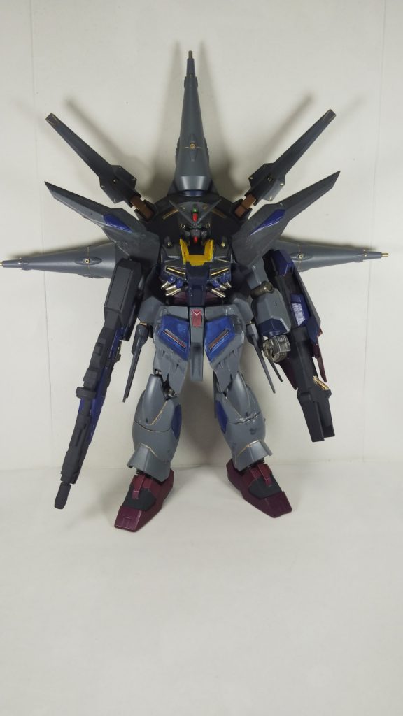 一度こんな色にしてみたのですが、もう少し白くしたかったので塗りなおしました。