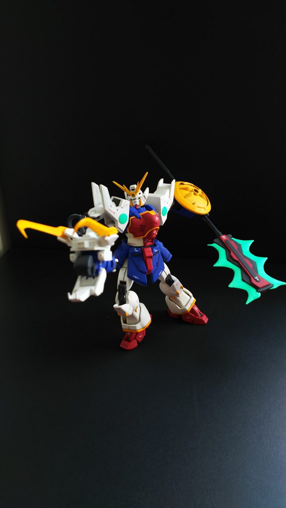 腕関節は折り畳みの他に3段階の伸縮構造