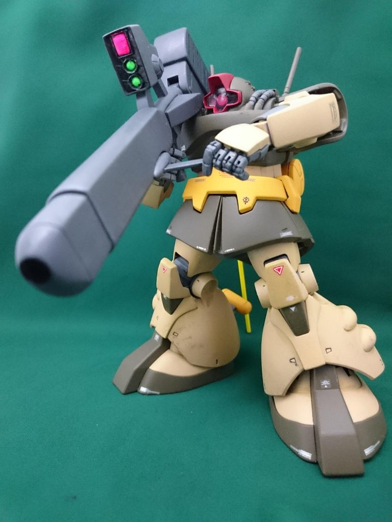 ビームカノン構え