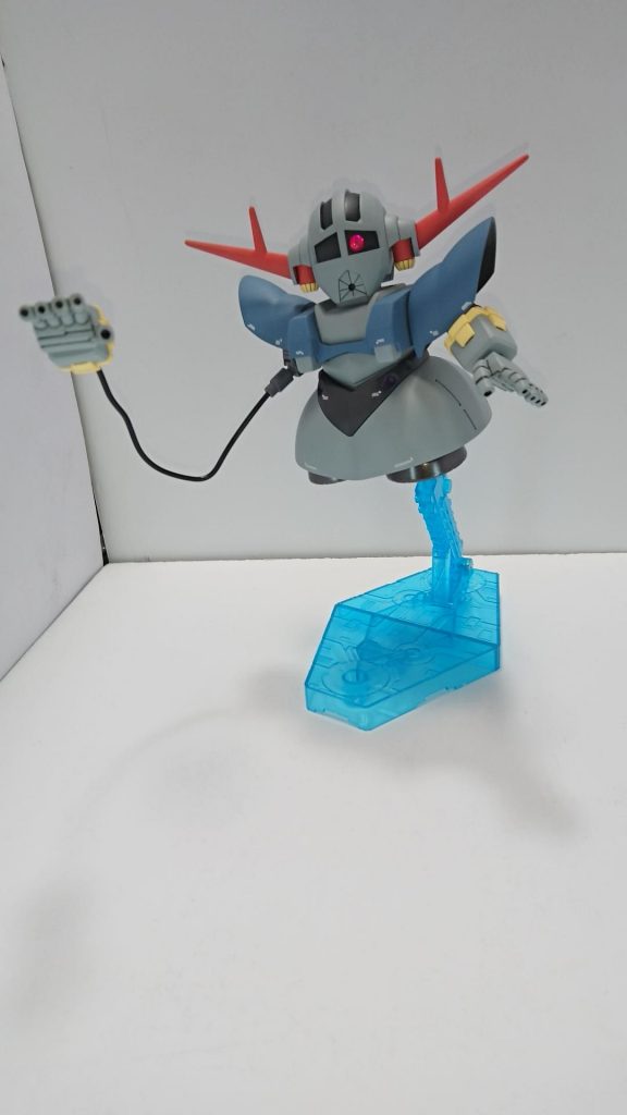 リード線は少し弱かったのでホームセンターのワイヤーに交換しました。