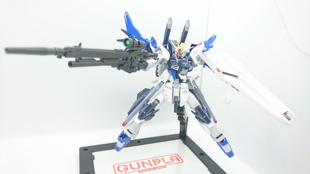 フリーダム直系の後継機であることから、その外見はストライクフリーダム以上に似ている。
各武装もフリーダムの武装を強化発展したものが多い。また、関節機構やウイングユニット等、デスティニーと同様のものが採用されているが、これは本機に試験的に採用した説が濃厚である。