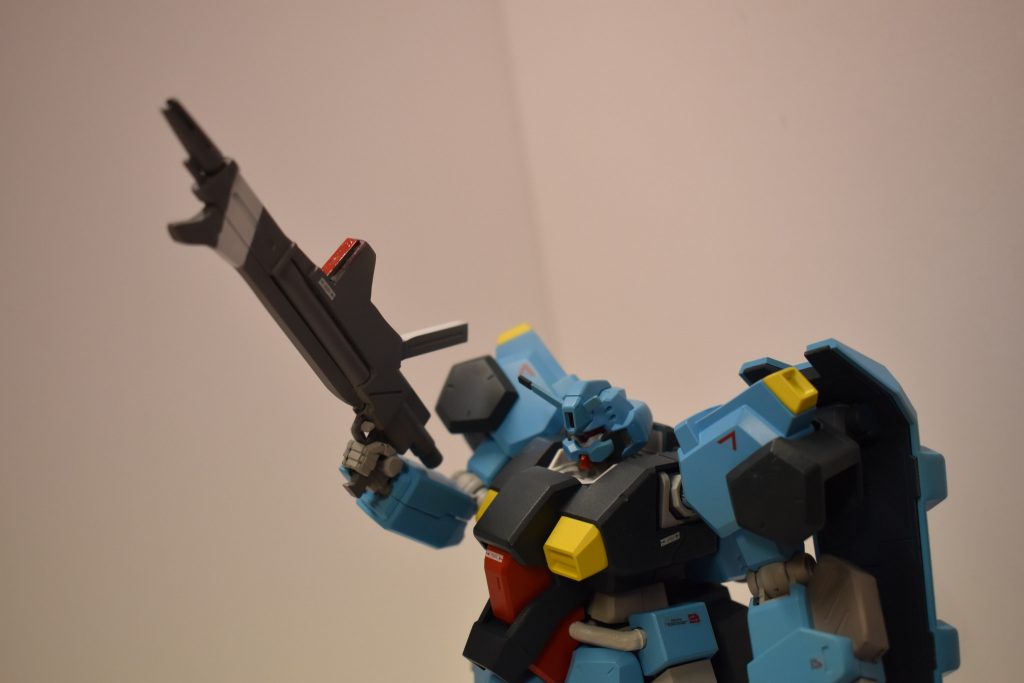 ビームライフルはジェガンと同じなのもなんなので少し手を加えてオリジナルに
ごつすぎでもなく機体にあったものができたと思います。