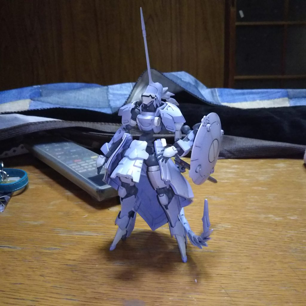 頭部を作り直さないと絶対似合わないと思っていたので躊躇していましたが、結局プランCの破裂の人形をイメージした配色と頭部に。いやーここまでたどり着くまで長かったですw( ̄▽ ̄;)
閲覧ありがとうございました‼️