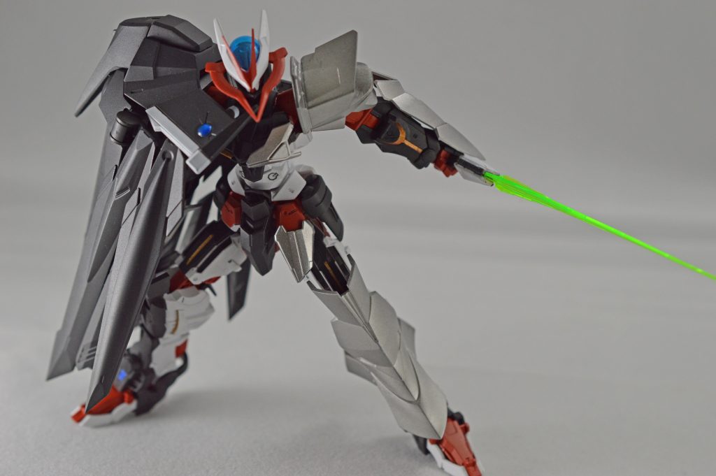 サーベルをセミスクラッチにて再現しました。