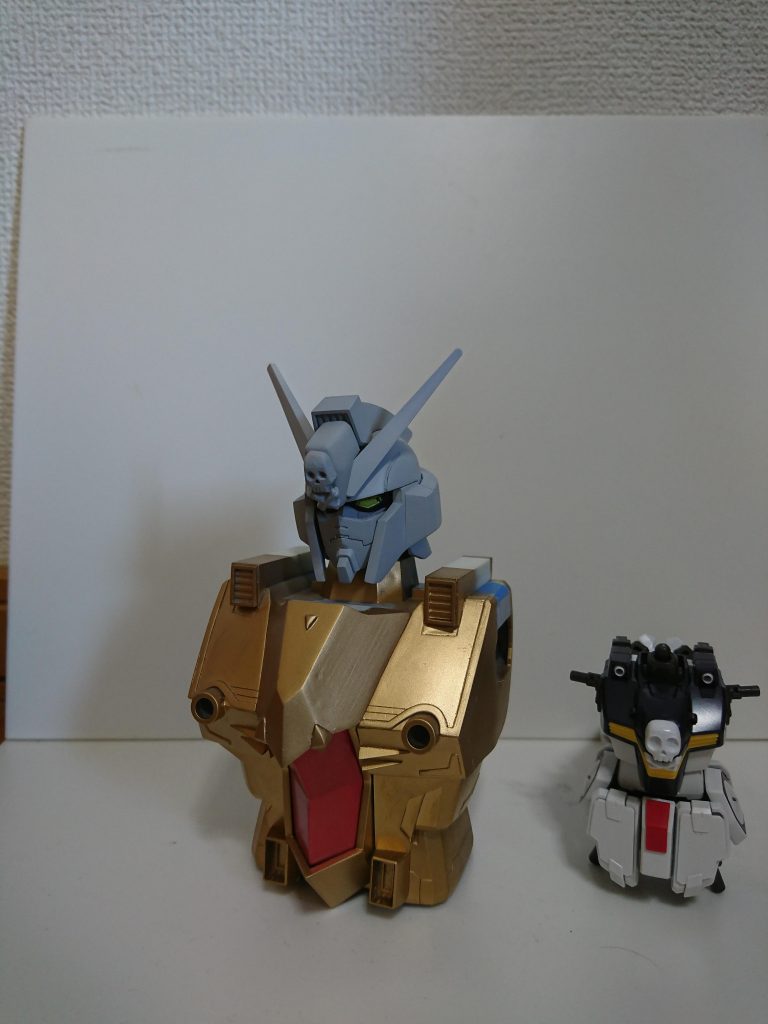 始めスペリオルカイザーとして作っていたのをクロスボーンにしました