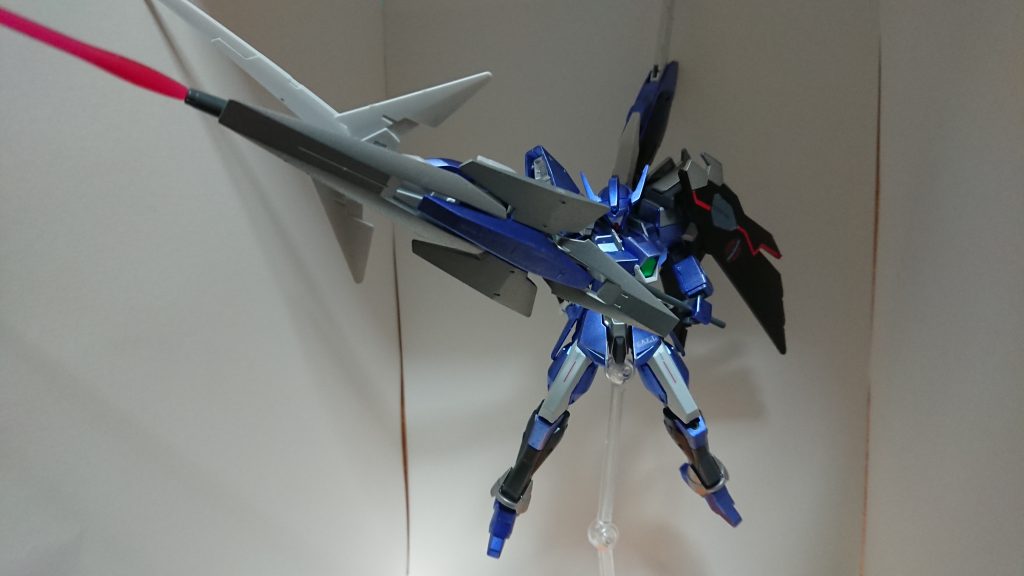 シールドと合体してバスターランサーとして使用可能(複数の武器が合体して一つの武器になる感じをやってみたかった…)