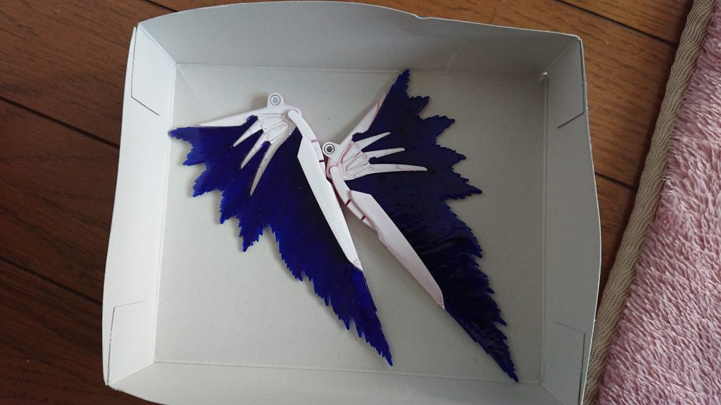 デスティニの羽を塗装したらいい感じに塗れました