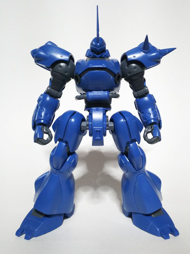 自作ジョイントパーツを組み込んだ状態です。隠れていた胴体が現れ、股関節に隙間が出来たことで、力強さの中に脆さを加味できたかと思います。因みに、このあと、露出した股間フレームへの直接的ダメージを軽減するためのカバーを股間ブロックに追加しています。