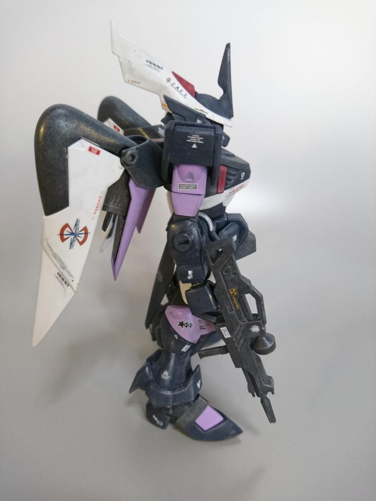 一番入手に苦労したザフトマークのデカール
探しました(-_-;)