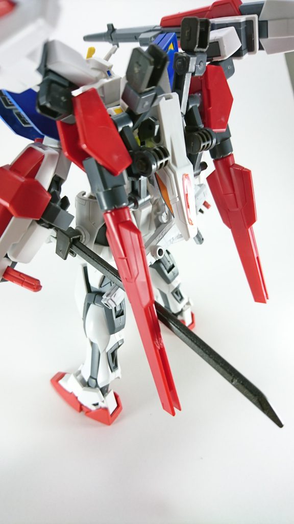 バスタードラグーン
一発の威力が他のそれ系統よりも非常に高い。が、消耗も大きく、遠隔操作が苦手なマコトは自機の周囲に配置する浮遊砲台として使用する。