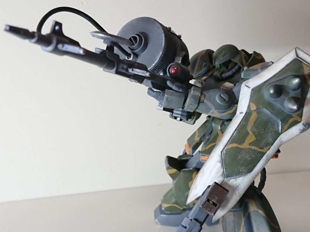 直接接続することでエネルギーの伝達ロスを最小限に抑え、エネルギー収縮率を向上させることで威力・射程を大幅に向上させられる。