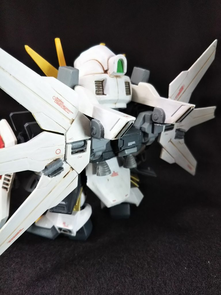 SD ガンダムDX–4枚目/制作者：エス