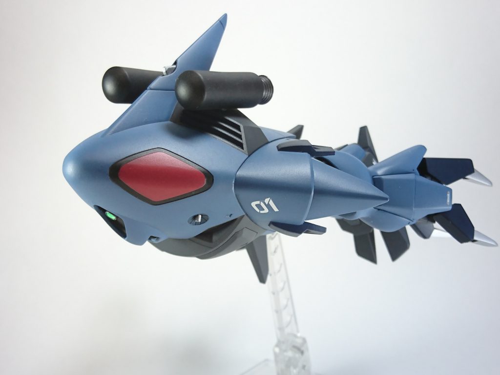 巡航形態もできます。
色合い的にも鮫っぽいでしょ?