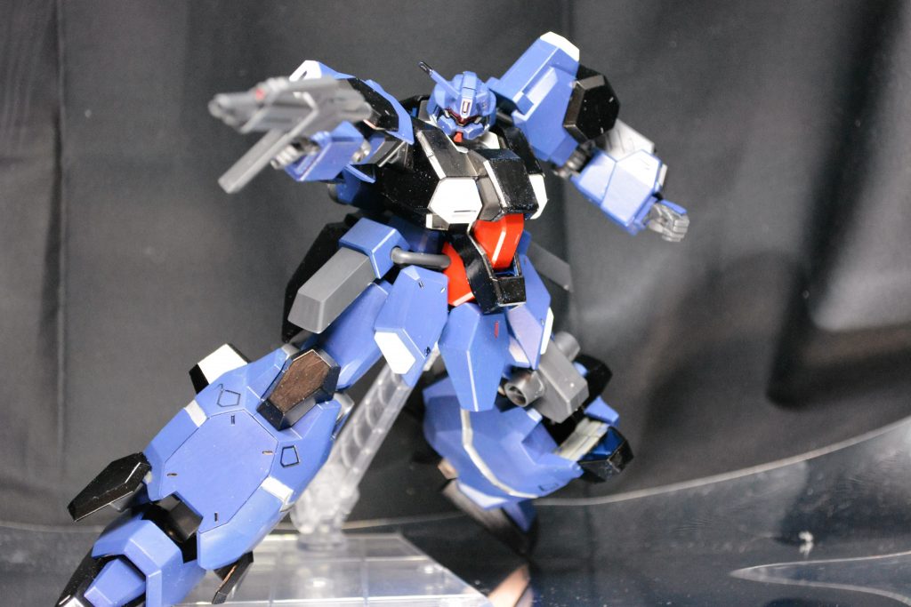 グスタフ・カール(ティターンズカラー)–4枚目/制作者：兜龍