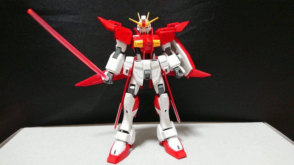 機体名：レッドインパルスガンダム

[武装]頭部バルカン、胸部バルカン、ビームサーベル×２、機動防盾、となっている。

[総合スペック]1.0～13.0の内。
5.5と断定。

無改造のインパルスよりも機動力と飛行時の安定性が向上している。

とある少年がGBNをする為に作り上げたガンプラ。
病弱な体であり自宅での生活が困難となった為長期入院を余儀なくされた、そんな少年が心のよりどころとしていたのがGBNだった。
元同じ学校の同級生から機動戦士ガンダムやガンプラの話を聞いて興味を持ち始めていた頃にGBNのサービス開始が発表された。
入院している為時間は制限されてるが友人(元同級生)が付き添いながらガンプラを制作し共にGBNを始める事が出来た。