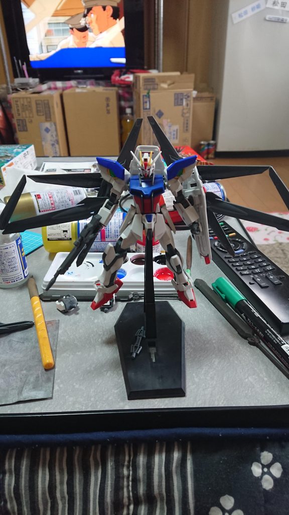 肩からは収束時空砲が撃てる設定です