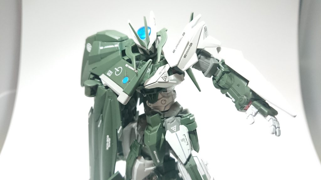 寄り(´∀`)
緑色はシックでカッコイイです