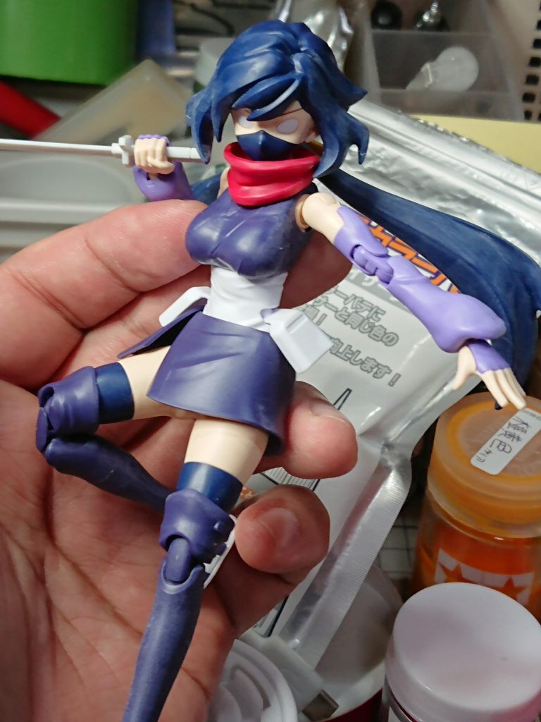 改造はしていません、肌色部分は成型色のままつや消しコートだけしています