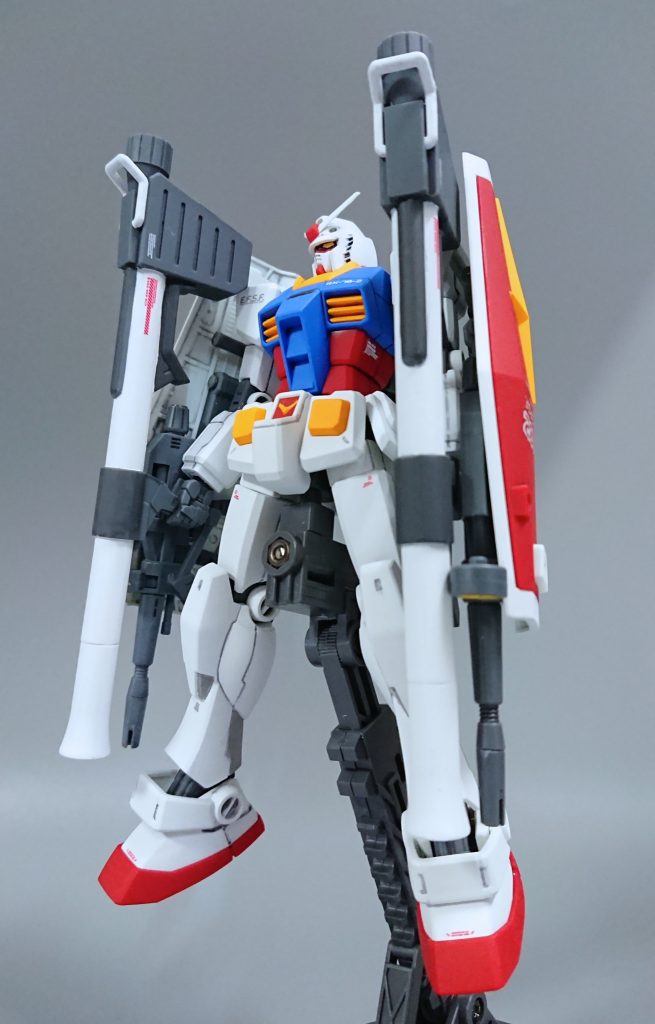 と、ビームライフルをシールドに付けられるようにした以外はそのままになっています。