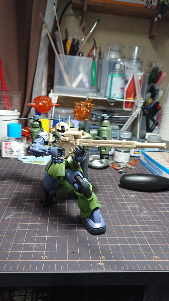 ミキシングしての塗装前のスナイプポーズ。