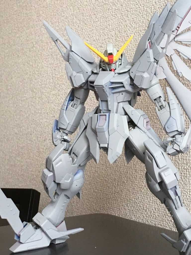 サフ!
MGデスティニーの股関節部分、何やら独特のギミックがあってすごくポージングを取らせにくかったです…