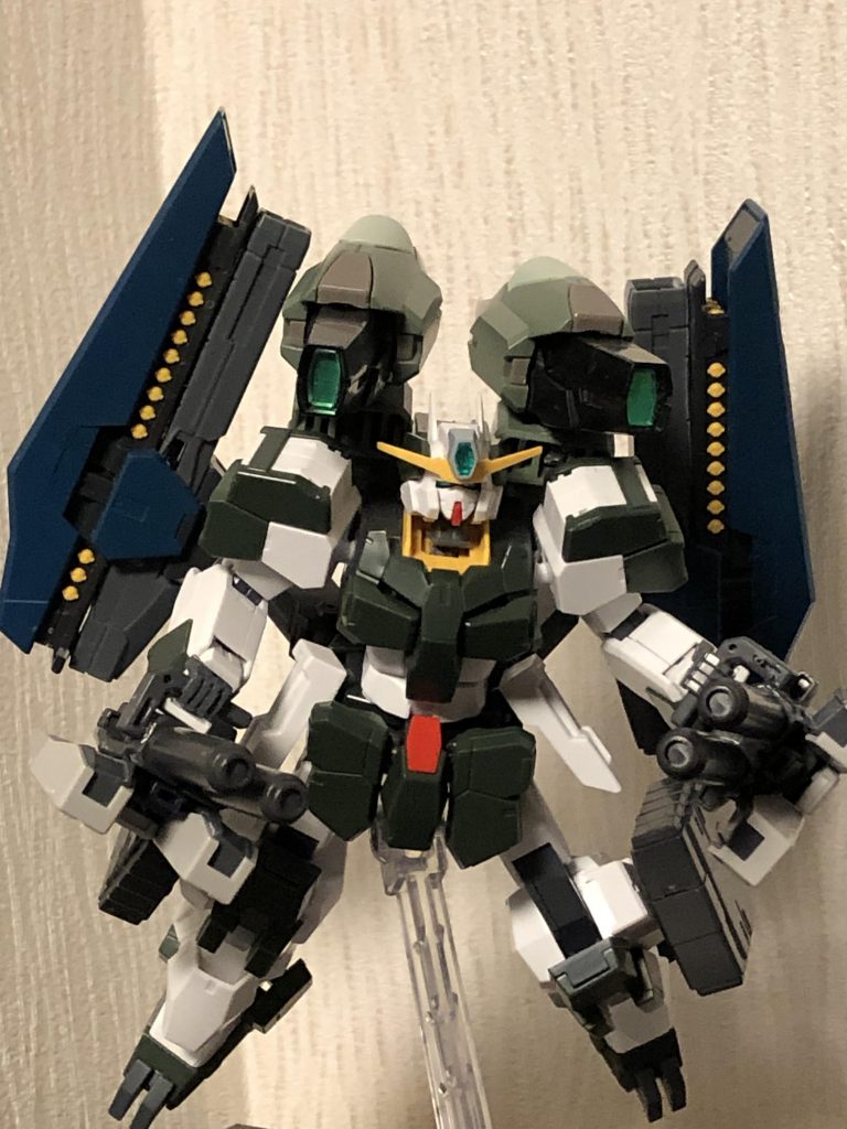 GNミサイルコンテナ。アリオスGNHWのやつと同じです。GNビームバズーカと密着してるので引火?しないように対策した特殊仕様