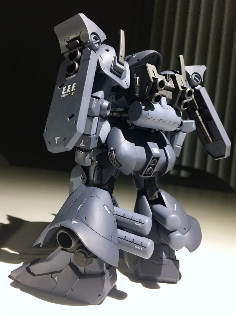 足首バーニア周辺にゴチャメカ詰めたのですが奥過ぎて見えない(T_T)