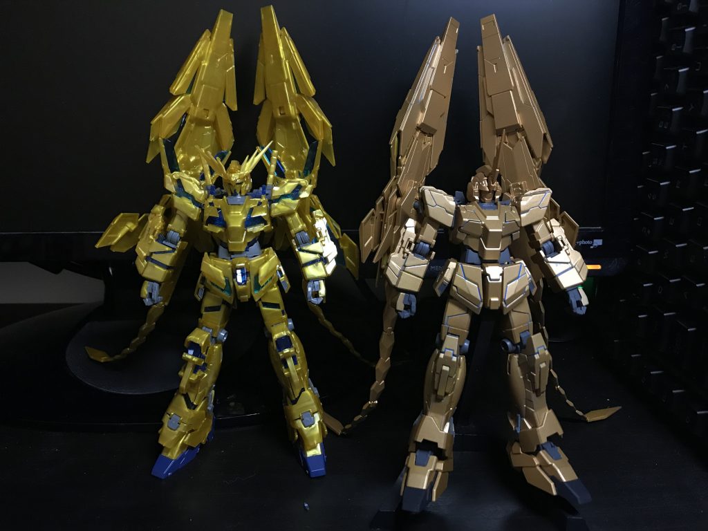 未塗装フェネクスとの比較です。




...やっぱユニコーンモードかな！！