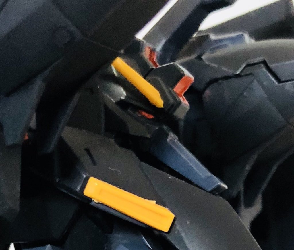 顔のアップ。2号機は顔がいい。