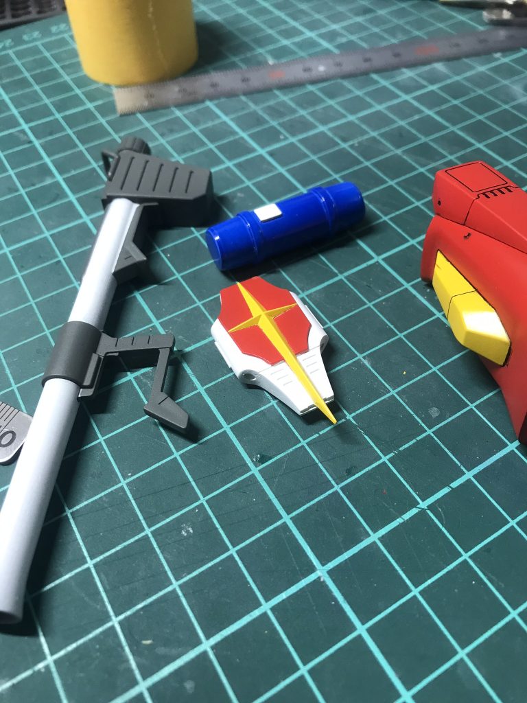 旧キットは分割出来ないので、マスキング頑張りましたww