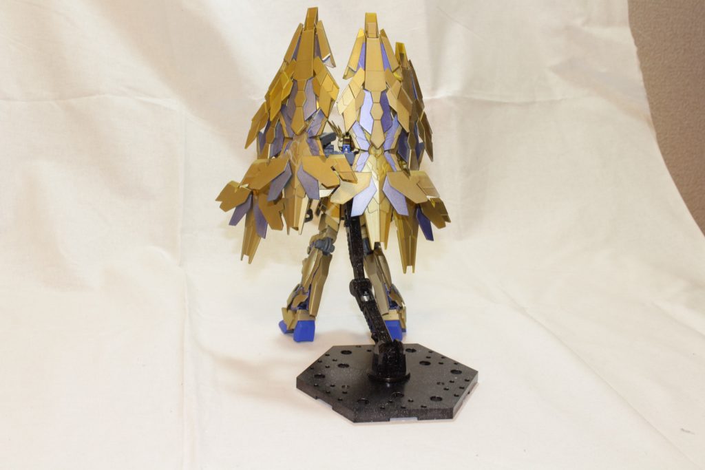 後ろになります