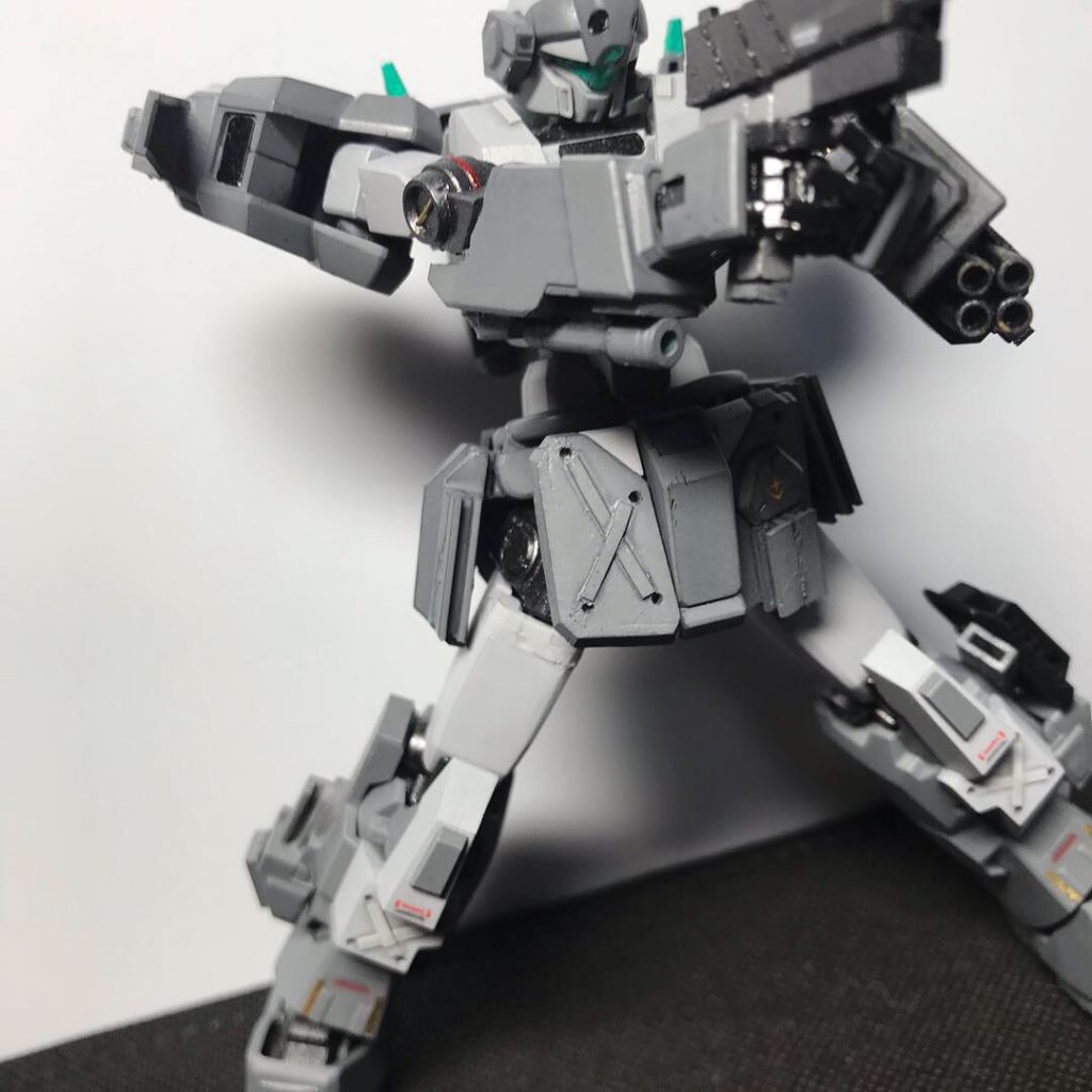 まずは軽装備のハンドガンで!!
ハンドガンは全て自作しました!マガジンやスライドなど全て外せれます!