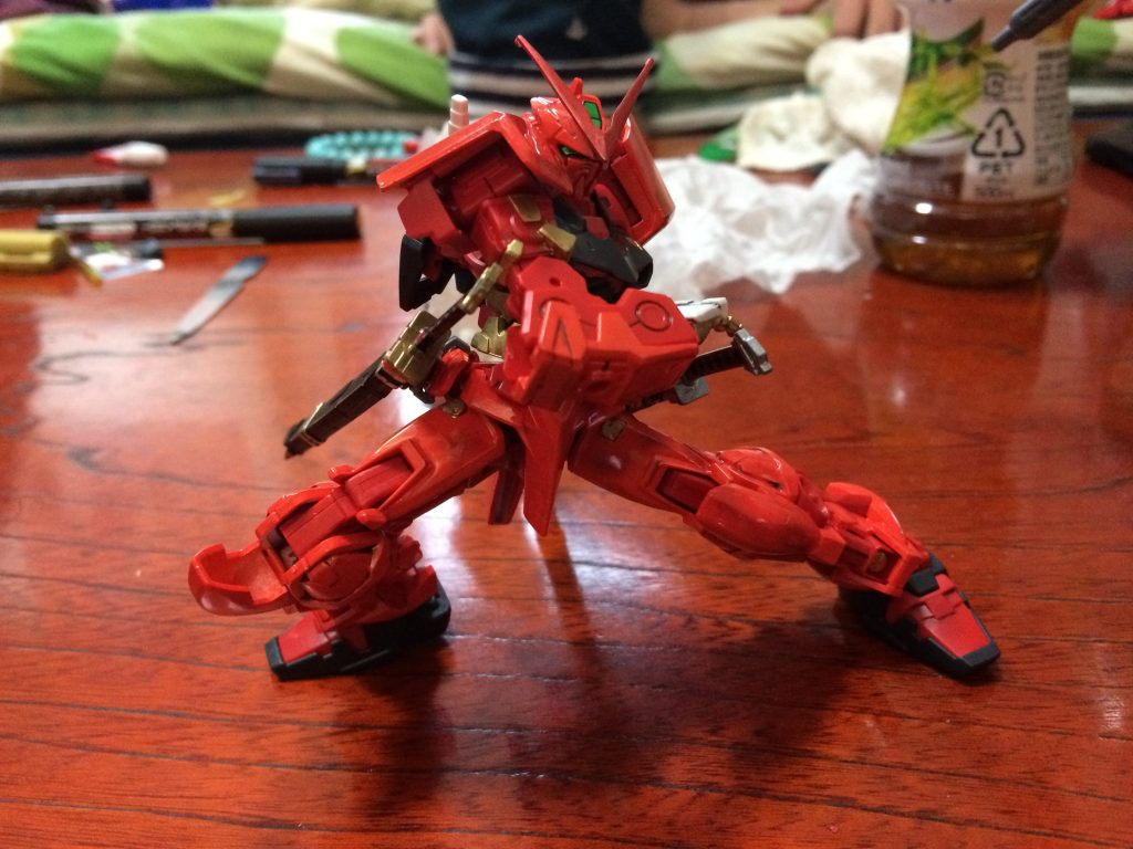 最初期の塗装のみのバーニングです。
この時はただただアストレイの可動域に感動しましたね。